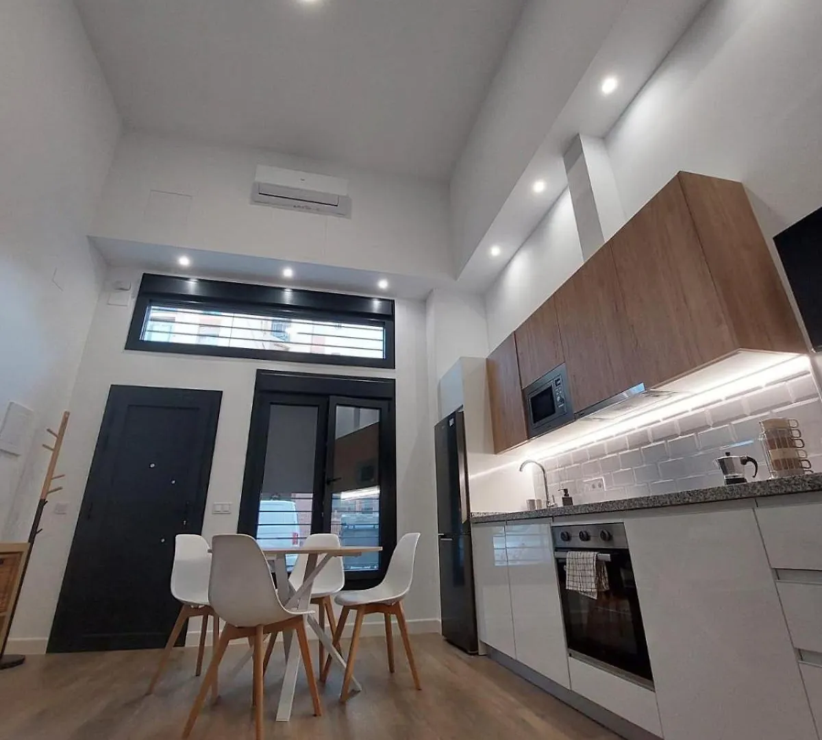 Relu Suite Málaga 0*,  España
